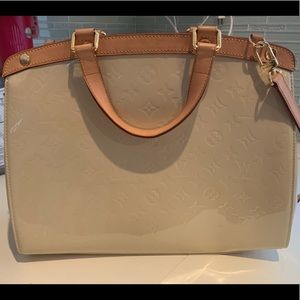 Brea GM MV Blanc CORAIL